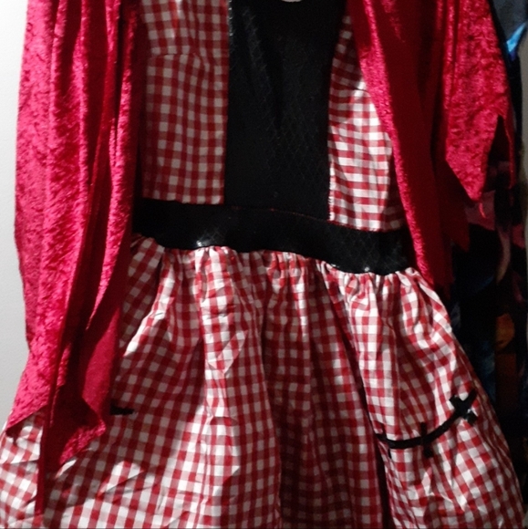 Red riding hood costume - Picture 2 of 2